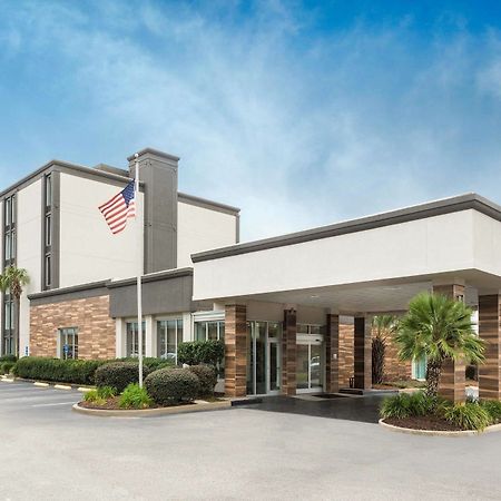 Wyndham Garden Summerville Exterior photo