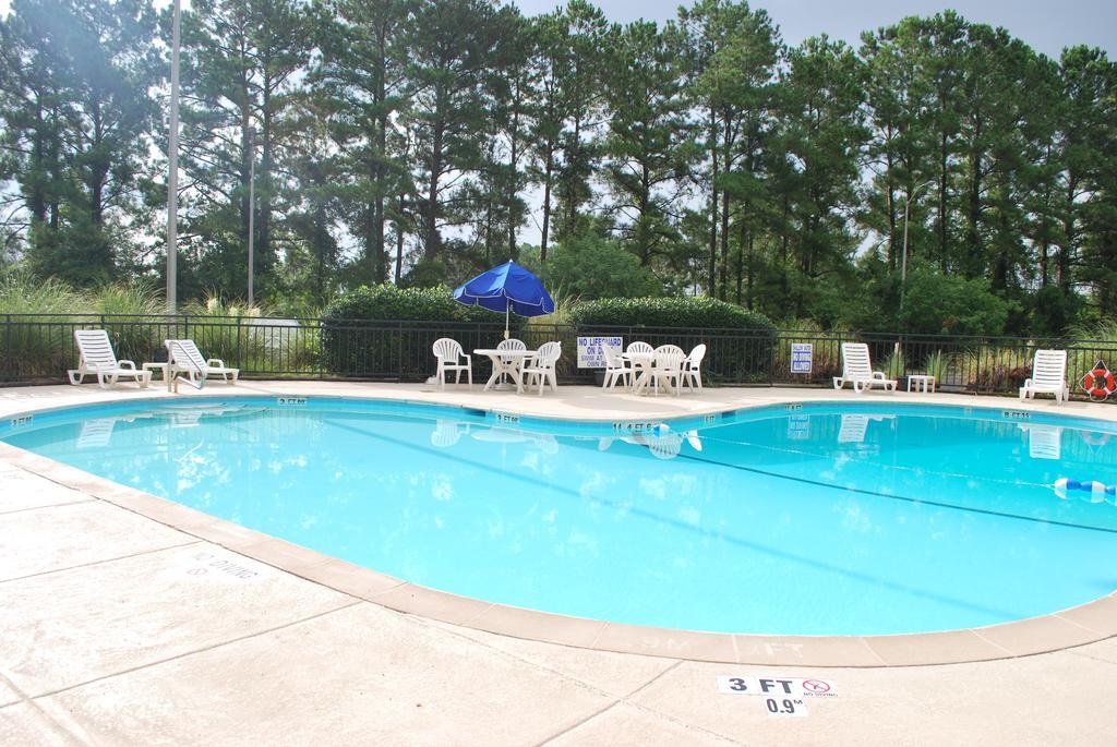 Wyndham Garden Summerville Exterior photo