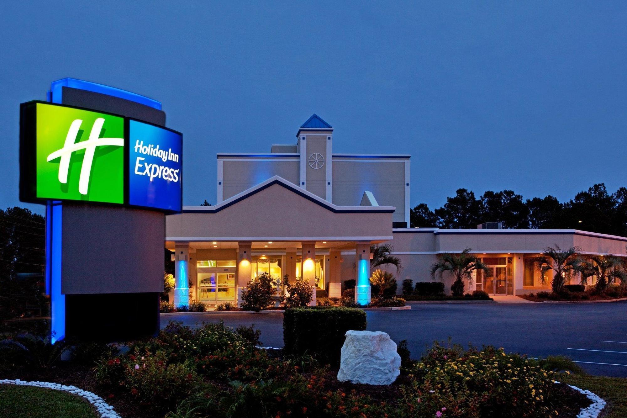 Wyndham Garden Summerville Exterior photo